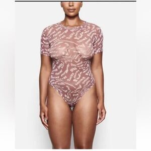 #229 SKIMS  bodysuit New With Tags